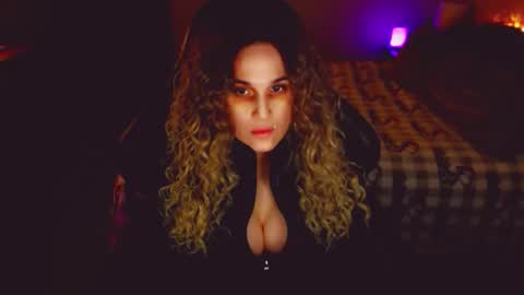 Kitty online show from May 1, 2026, 10:03 pm