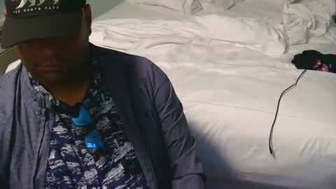 Snapshot of pwnst3rz chatting on December 31, 2024, 10:12 pm pwnst3rz online show from December 31, 2024, 10:12 pm