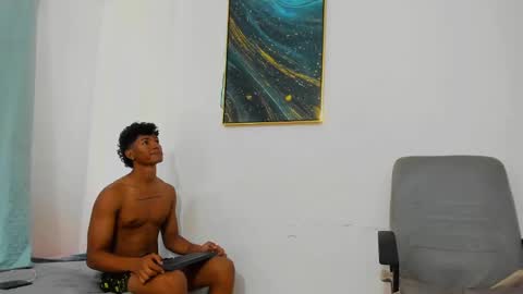 pyke_cum online show from February 6, 2025, 2:37 pm