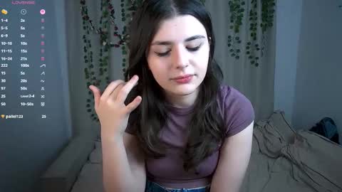 Ava online show from October 23, 2025, 9:13 pm