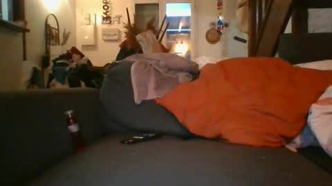 Python online show from October 23, 2025, 3:33 pm