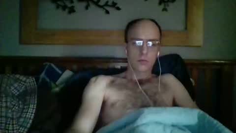 Snapshot of q2phq2ph chatting on January 18, 2026, 8:12 pm q2phq2ph online show from January 18, 2026, 8:12 pm