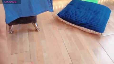 Queen And King online show from February 11, 2025, 7:05 pm