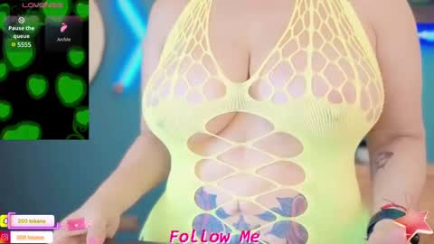 Queen And King online show from February 17, 2025, 2:59 pm