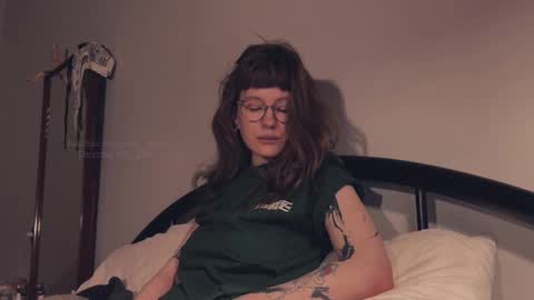 Snapshot of quack__quack chatting on December 20, 2024, 7:17 pm online show from December 20, 2024, 7:17 pm