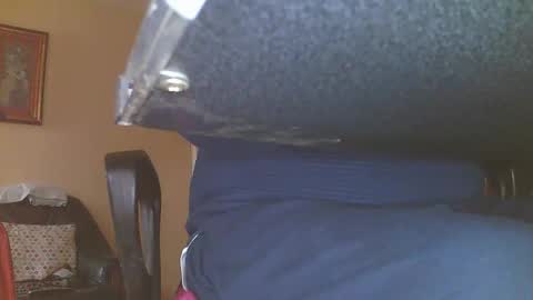 Snapshot of quathead chatting on December 1, 2025, 12:10 pm quathead online show from December 1, 2025, 12:10 pm