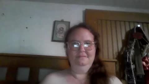 Queenjenny online show from December 20, 2025, 9:00 pm