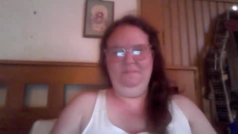 Queenjenny online show from December 21, 2025, 1:07 pm