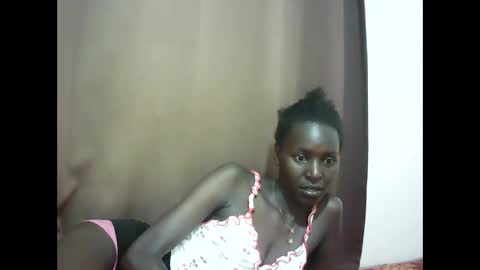 Snapshot of queen_0012 chatting on April 12, 2026, 8:52 am asher online show from April 12, 2026, 8:52 am