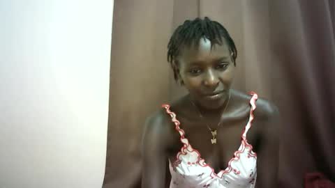 Snapshot of queen_0012 chatting on April 24, 2026, 7:00 am asher online show from April 24, 2026, 7:00 am