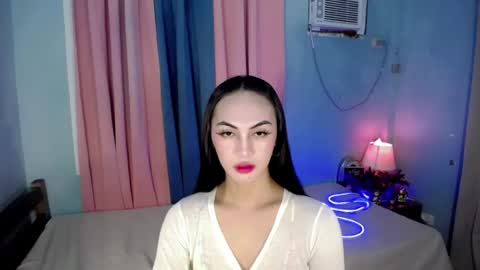 queen_danaya online show from July 3, 2026, 7:09 pm