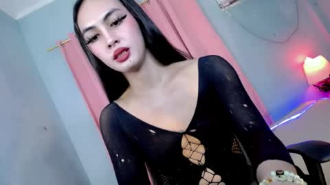 queen_danaya online show from July 22, 2026, 12:30 pm