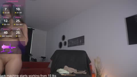 queen_leylla online show from February 18, 2026, 6:31 am