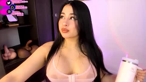 Snapshot of queen_liana chatting on November 12, 2025, 8:37 am Liana online show from November 12, 2025, 8:37 am