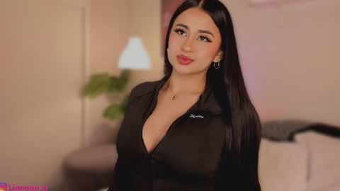Liana  online show from July 8, 2026, 7:02 am