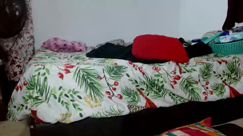 Snapshot of queen_luisadirty chatting on May 24, 2026, 11:21 pm queen_luisadirty online show from May 24, 2026, 11:21 pm