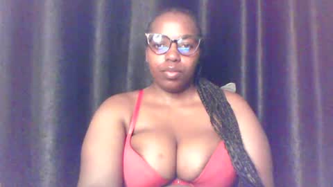 QUEEN online show from July 4, 2026, 4:18 am