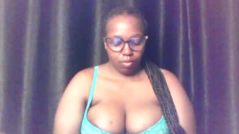 QUEEN online show from July 19, 2026, 4:27 am