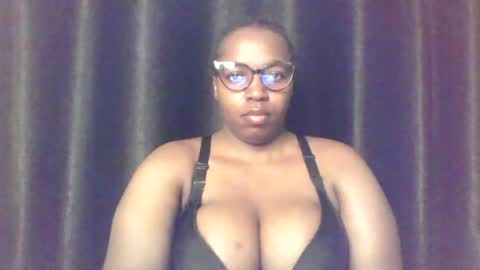 QUEEN online show from July 28, 2026, 3:57 am