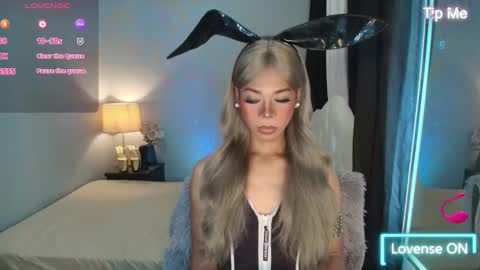 queen_nicolexxx online show from November 9, 2025, 10:46 am