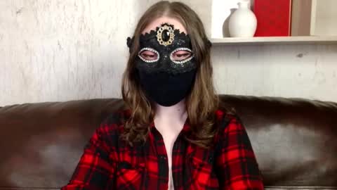 Nora online show from May 9, 2026, 10:15 pm