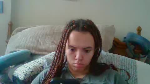 Snapshot of queen_rachelle chatting on December 15, 2024, 6:48 pm Rachelle online show from December 15, 2024, 6:48 pm