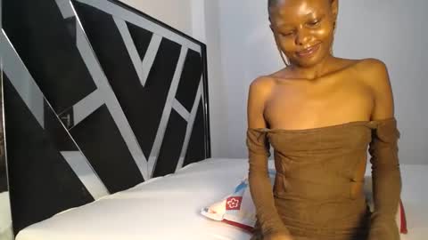 Snapshot of queen_sashavixen chatting on May 16, 2026, 4:50 pm queen_sashavixen online show from May 16, 2026, 4:50 pm