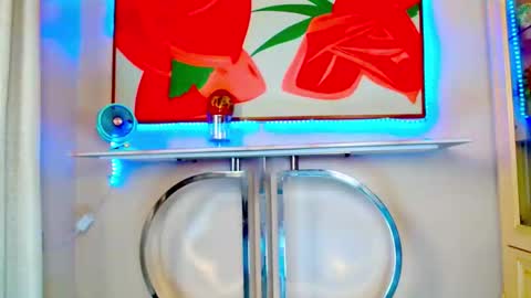 queen_zoe01 online show from November 10, 2025, 8:24 am