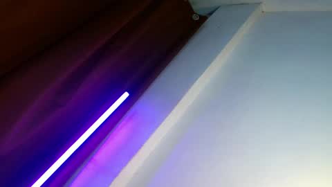 CALL ME YOUR QUEEN AIVY1 online show from March 11, 2025, 4:21 am