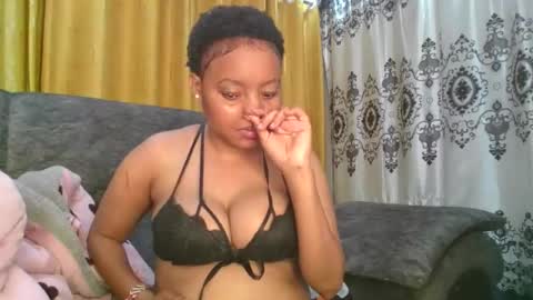 queen online show from May 19, 2026, 6:47 pm