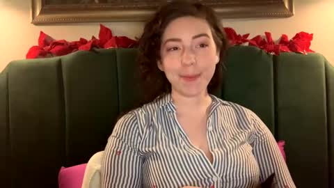 Snapshot of queenmilady chatting on February 14, 2025, 2:07 am Sarlei Sar-uh-lie online show from February 14, 2025, 2:07 am