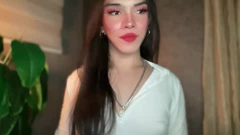 QUEEN online show from April 4, 2026, 2:10 am