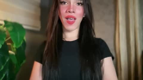Snapshot of queenn_xxx chatting on April 23, 2026, 8:22 pm QUEEN online show from April 23, 2026, 8:22 pm