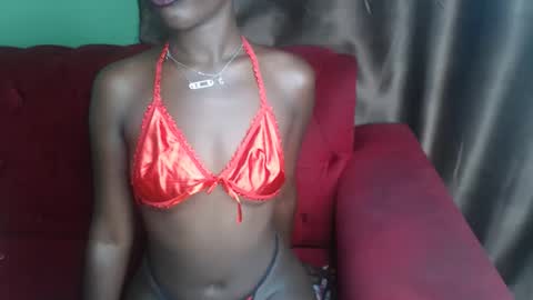 Snapshot of queennafisha chatting on October 4, 2025, 6:50 pm Nafie online show from October 4, 2025, 6:50 pm