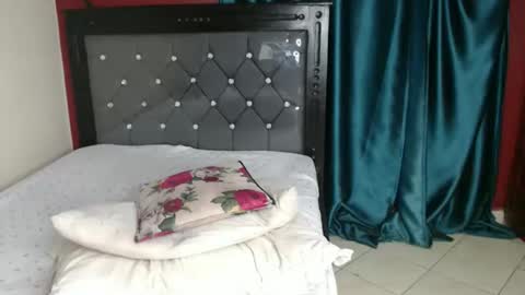 Snapshot of queennafisha chatting on October 8, 2025, 3:53 pm Nafie online show from October 8, 2025, 3:53 pm