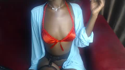 Snapshot of queennafisha chatting on October 11, 2025, 3:43 pm Nafie online show from October 11, 2025, 3:43 pm