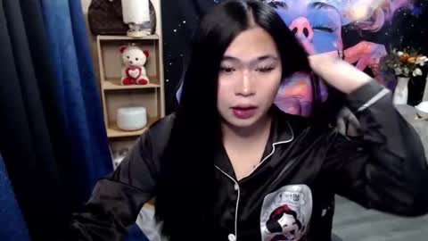 Mikka online show from November 13, 2025, 7:13 pm