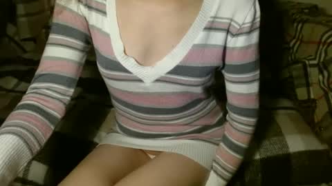 queenoftenderness online show from December 15, 2024, 10:47 pm