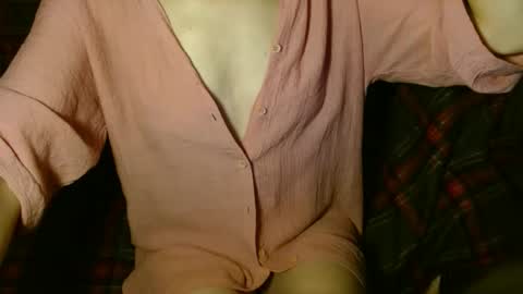 queenoftenderness online show from December 24, 2024, 8:49 pm