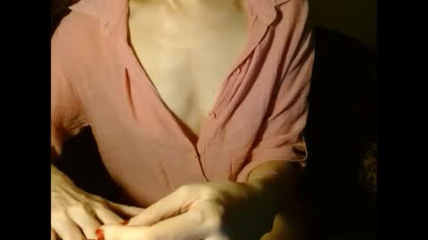 queenoftenderness online show from February 4, 2025, 9:31 pm