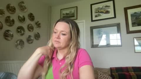 Snapshot of queenp333 chatting on April 15, 2026, 8:32 am PrincessP333 online show from April 15, 2026, 8:32 am