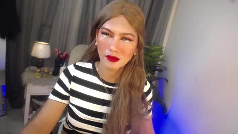 Sabrina online show from November 3, 2025, 3:13 pm