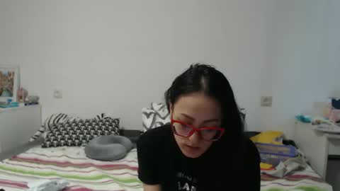 Snapshot of queensofiaqueen chatting on April 5, 2026, 6:54 am queensofiaqueen online show from April 5, 2026, 6:54 am