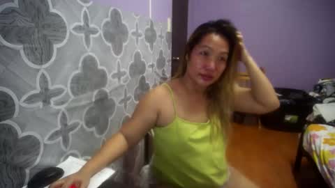 quelly40 online show from September 17, 2025, 11:23 am