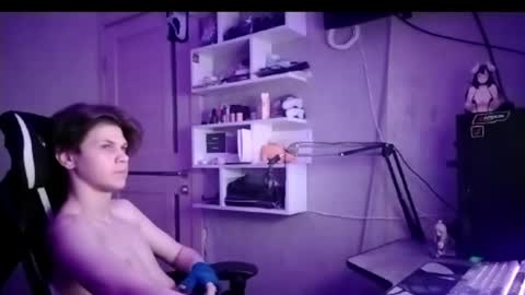 quiet_sh online show from February 11, 2026, 12:26 am