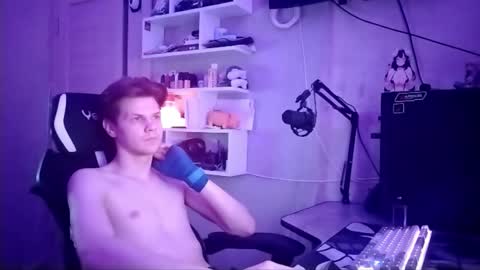 quiet_sh online show from February 11, 2026, 4:23 pm