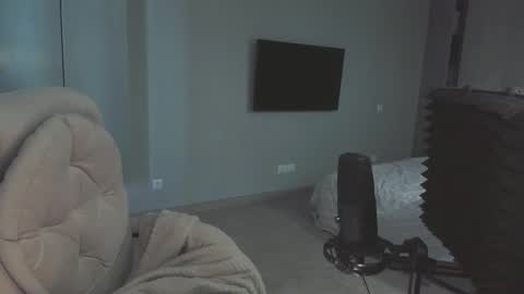 quietluxury online show from March 15, 2026, 10:43 am