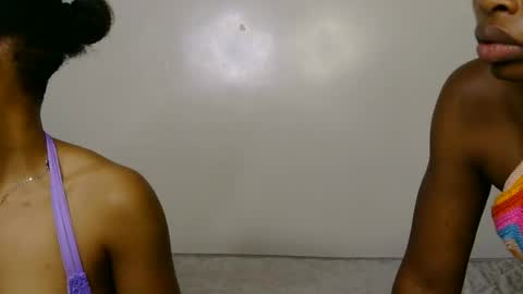quinter_ online show from July 29, 2026, 3:15 am