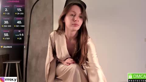 r00xvel online show from February 14, 2025, 7:59 am