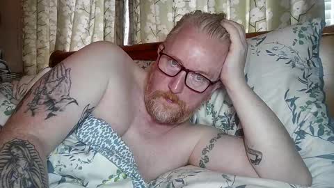 r_o_h_a_n online show from October 21, 2025, 12:39 pm